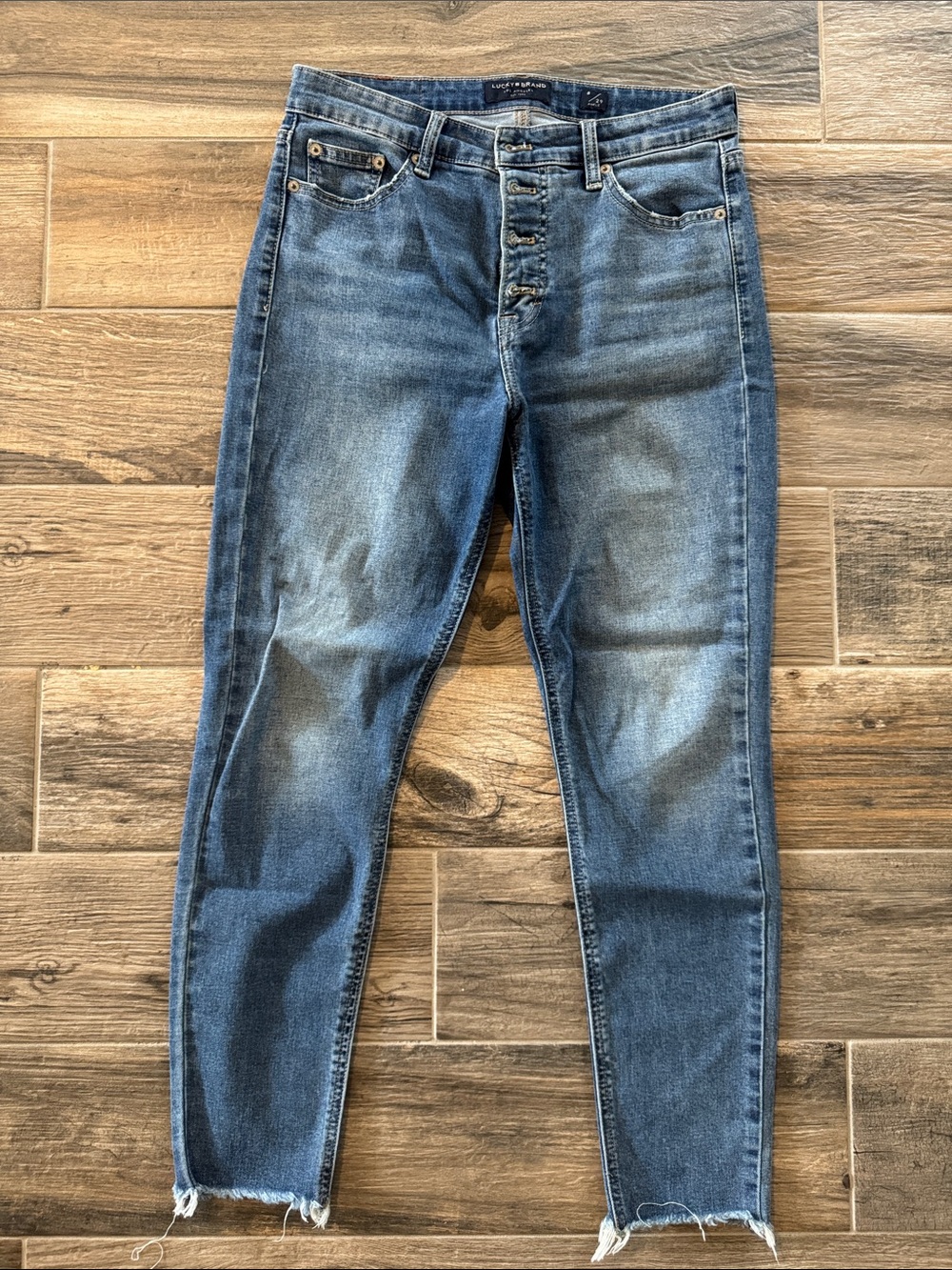 Lucky Brand High-Rise Button-Fly Jeans in Faded Blue Wash
